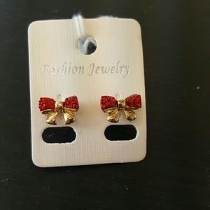 Red bow earrings