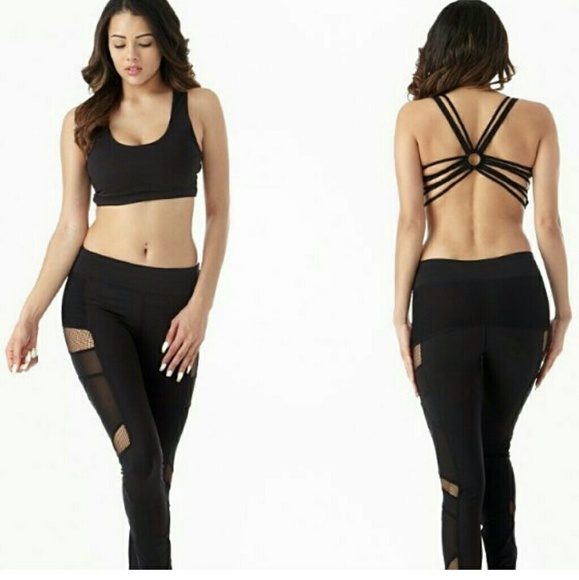 !SALE! Strappy sports bra - Picture 4 of 4