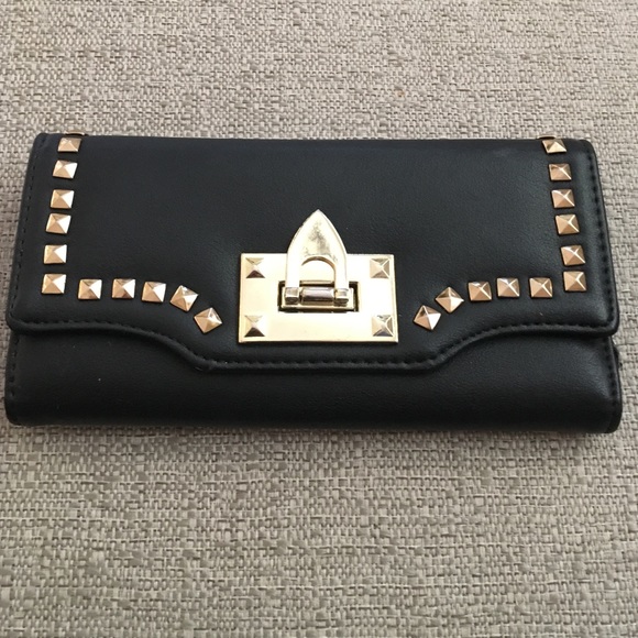 💫Black studded wallet 💫