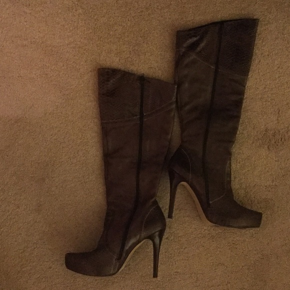 Gorgeous Via Uno Stiletto Leather Boots😍 (Reposh) - Picture 3 of 4