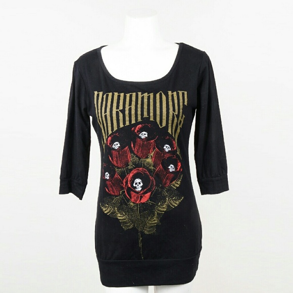 Black Skulls & Roses Paramore Band Tee SZ S