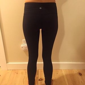 Lululemon Wunder Under leggings