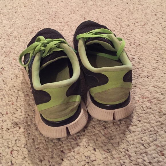 Nike free run shoes - Picture 3 of 4
