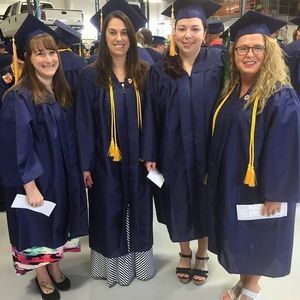 Meet your Posher, Debra