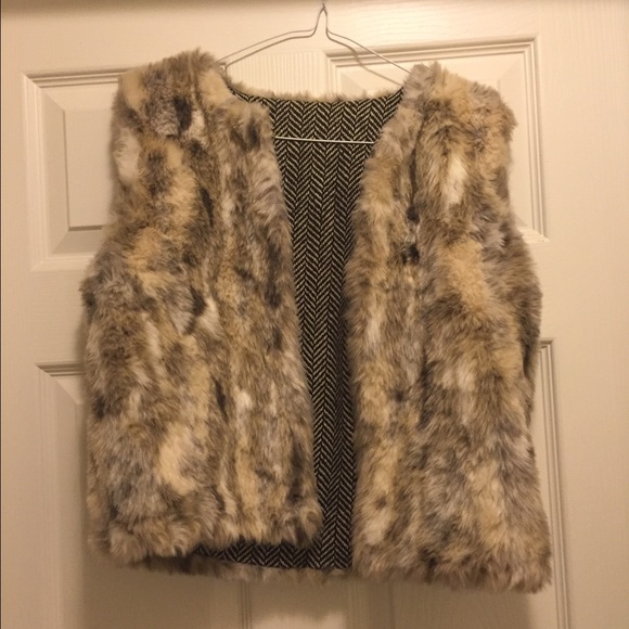 📍 SALE 📍Faux Fur Reversible Vest