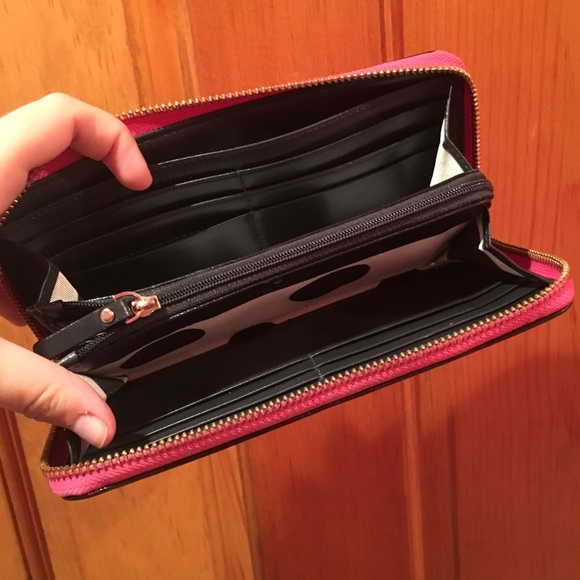 Kate Spade Wallet - Picture 3 of 3