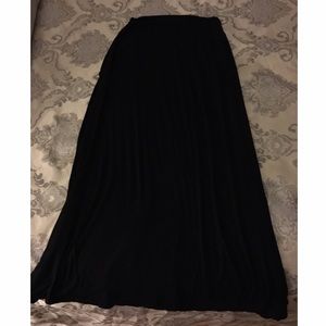 Black Maxi Skirt in great condition