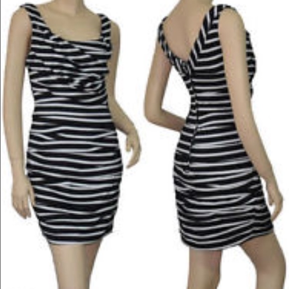 Express black and white striped dress - Picture 3 of 3
