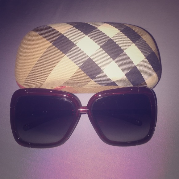 Burberry Sunglasses - Picture 1 of 4