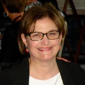 Meet your Posher, Laurie