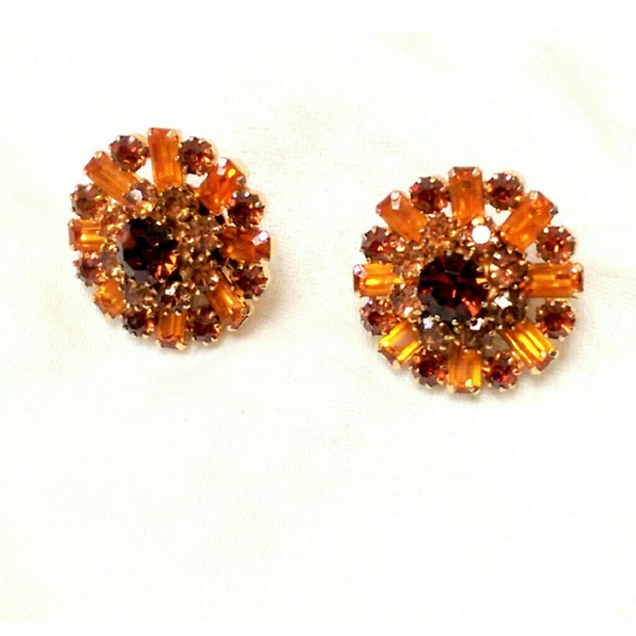 ❌Vtg HUGW Vendome Crystal Ab Amber Earrings❌ - Picture 4 of 4