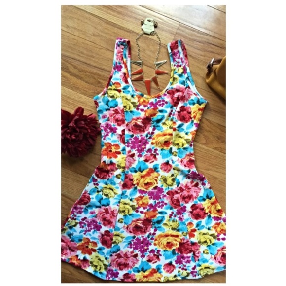 Floral Skater Dress w reviews - Picture 7 of 7