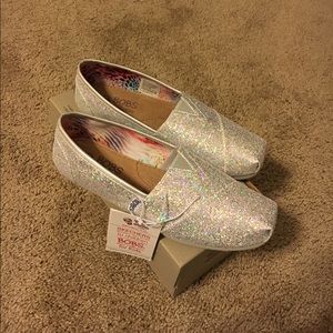Toms sparkles flats