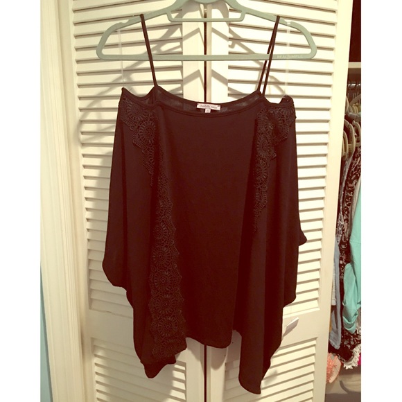 Cold Shoulder lace cotton top - Picture 1 of 2