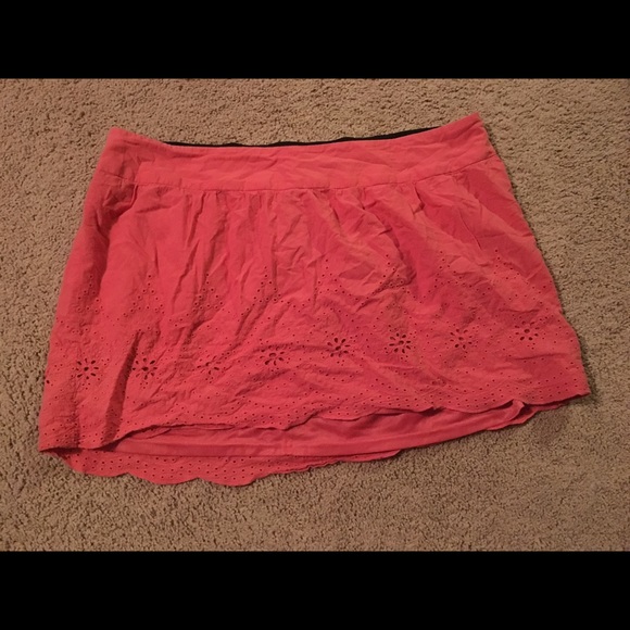 Eyelet trim mini skirt