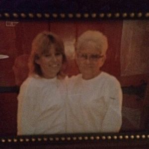 Meet your Posher, Lana