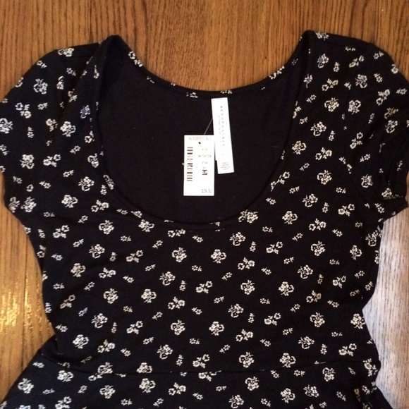 Aeropostale black floral skater dress - Picture 3 of 4