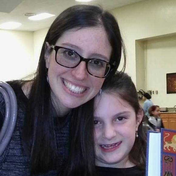 Meet your Posher, Devorah