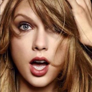 Meet your Posher, Cristina