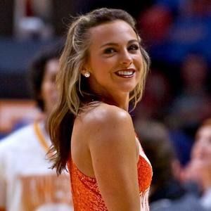 Meet your Posher, Nikki