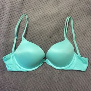 Victoria's Secret "Very Sexy" Push-up 34B