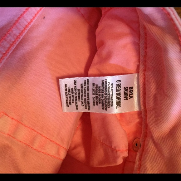 Pink pants! 💗 - Picture 3 of 4