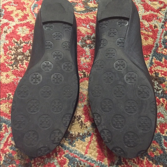 TORY BURCH REVA FLAT BLACK AND SILVER - Picture 3 of 4