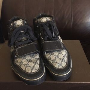 💰AUTHENTIC GUCCI/VACATION