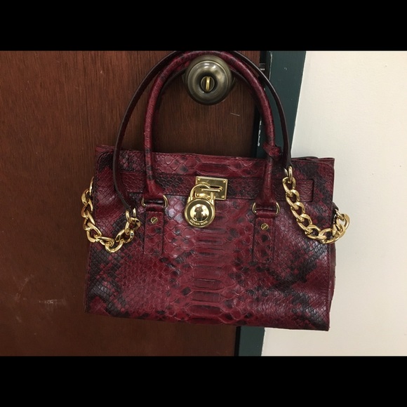 Michael Kors bags - Picture 2 of 4