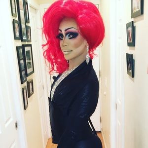 Meet your Posher, Renee