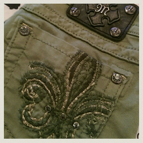 Size 25 Miss Me Skinny Jeans