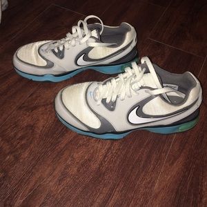 Nike women's shoes size 10