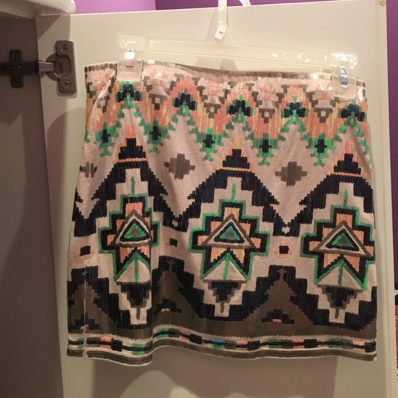 Express Skirt! Size XS. Super cute