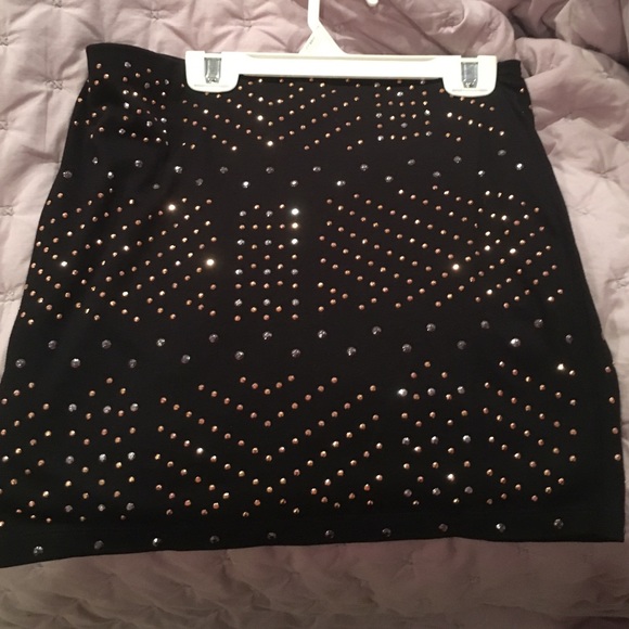 Express Skirt. Cotton and Spandex