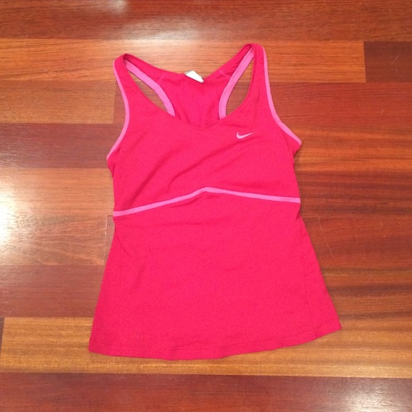 Nike Fit Dry