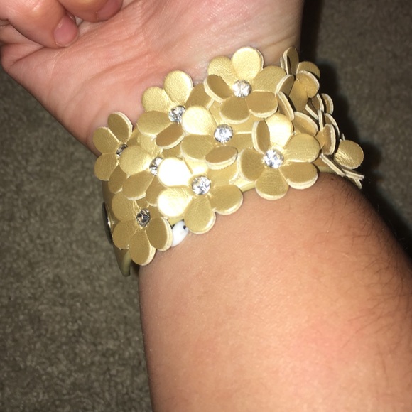 Bracelet