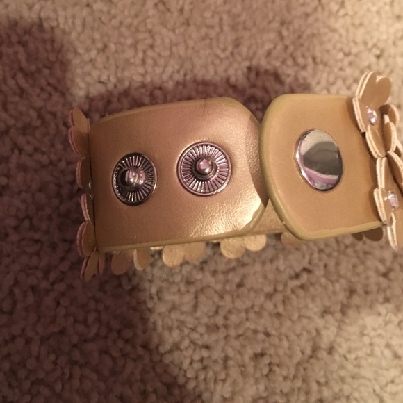 Bracelet - Picture 2 of 3