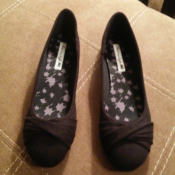 American Eagle flats