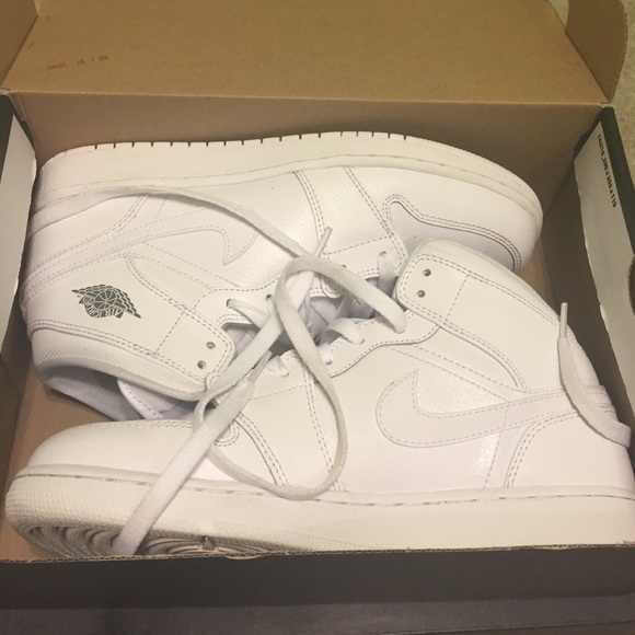jordan 1 mid