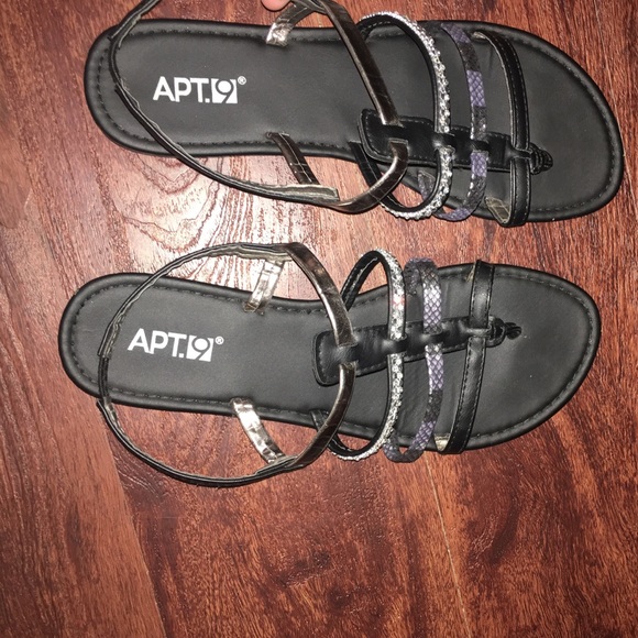 Black sandal