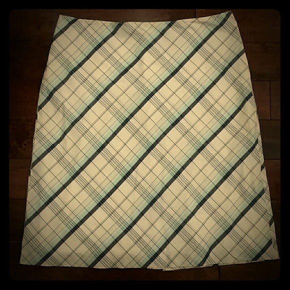 American Eagle Skirt Plaid