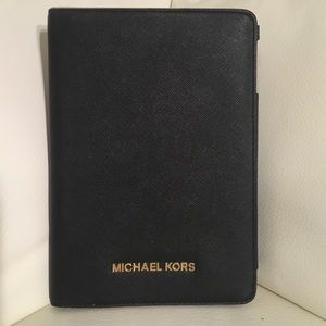 🚫SOLD- Michael Kors iPad Mini Case
