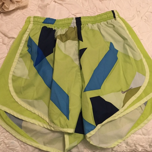 Nike gym shorts! - Picture 1 of 3
