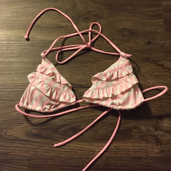 Victoria's Secret ruffle bikini top size medium