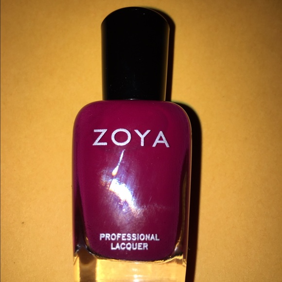 Zoya Nail Polish  **FREE GIFT**