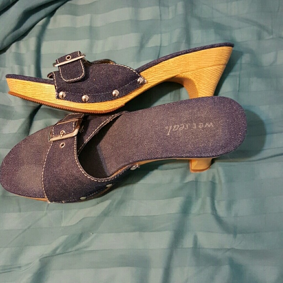 Denim heels