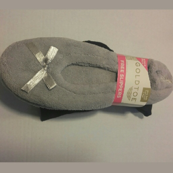 Gold Toe 3 Pair Socks Plus Bonus Slippers