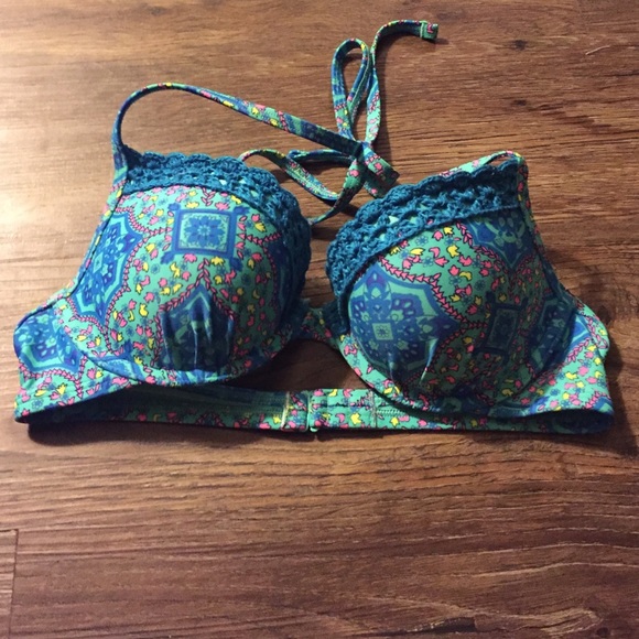 Aerie push-up bikini top with crochet and pattern