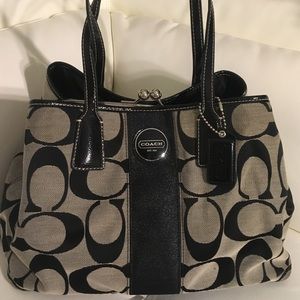 🚫SOLD -Black Coach Shoulder bag