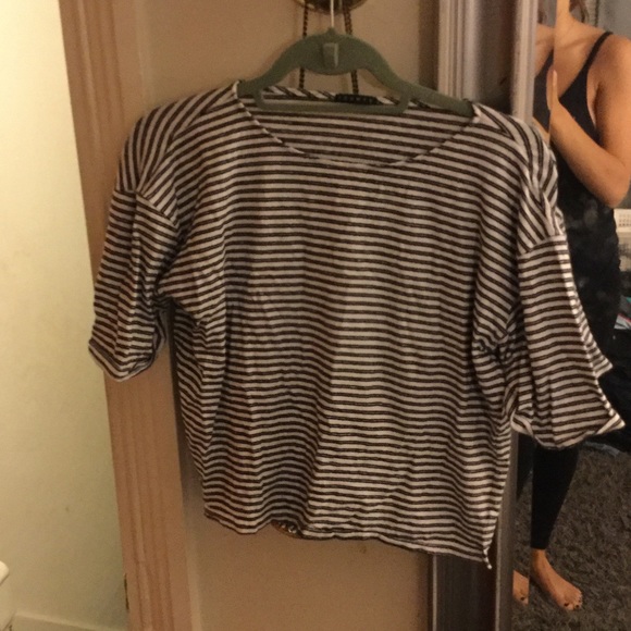 Cropped theory shirt